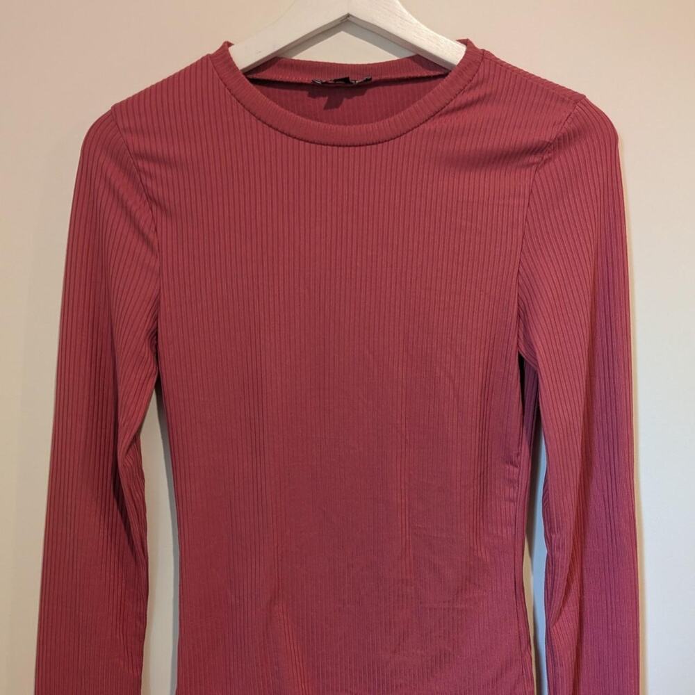 Soft ribbed long sleeve crewneck